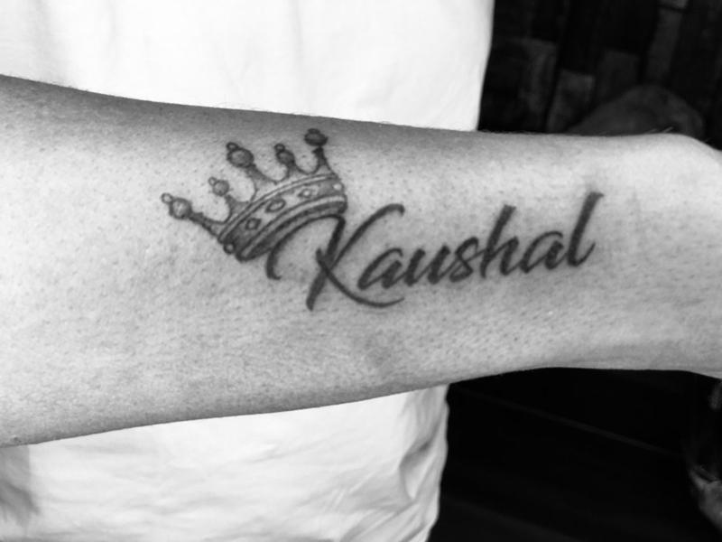 Crown Tattoo with Name 5