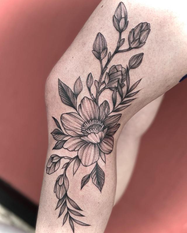 Neo Traditional knee flower by  Daytona Hardcore Tattoo  Facebook