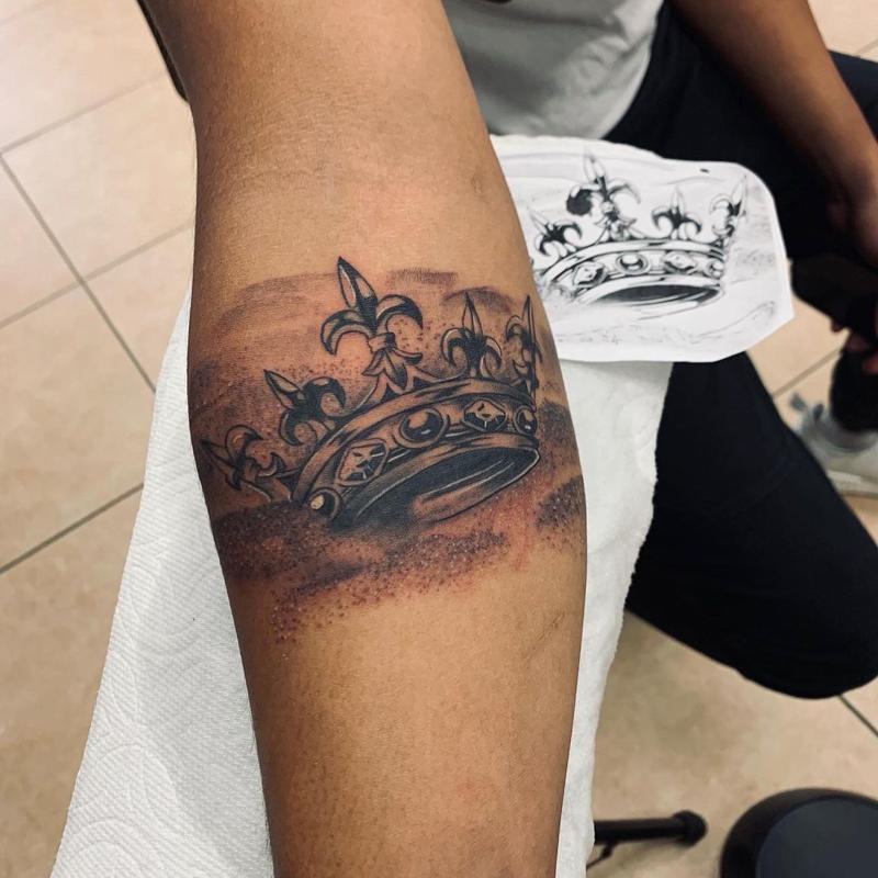 King Crown Tattoo 1