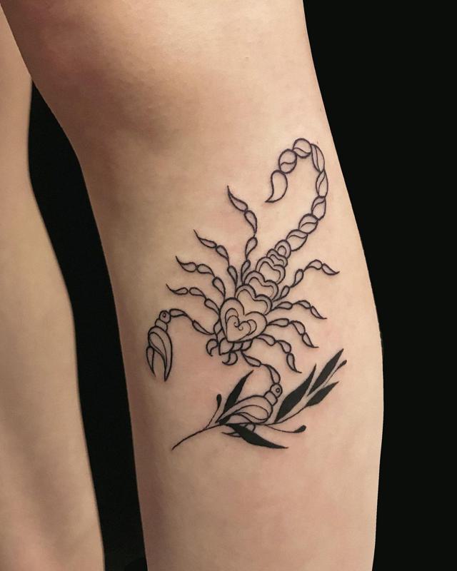 Scorpio Knee Tattoos for Females 3