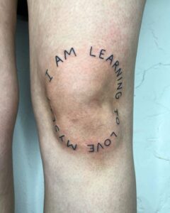 70+ Best Knee Tattoos for Females and Meanings - Nomi Chi
