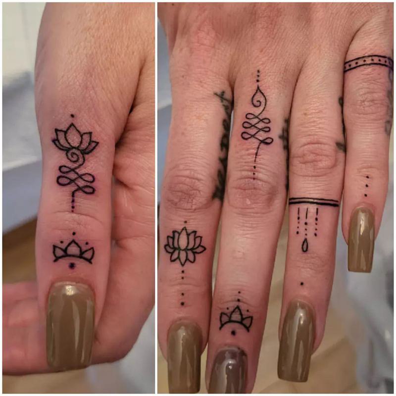 Unalome Finger Tattoo 3
