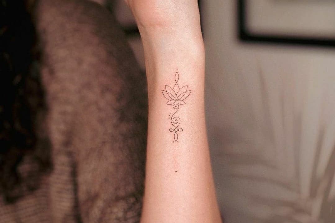 Tattoo symbols / The unalome