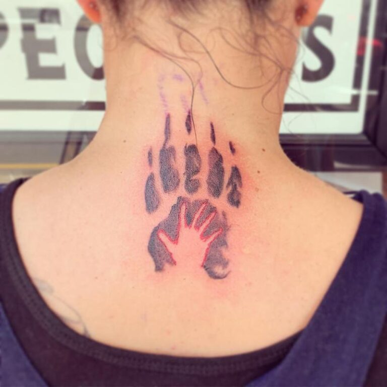 70+ Bear Paw Tattoo Ideas and Meanings Nomi Chi