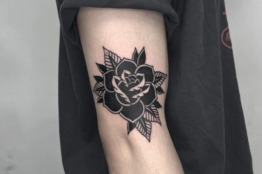80 Unique Black Rose Tattoo Designs and Meaning
