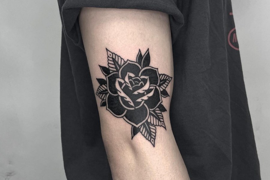 Black Rose Tattoo