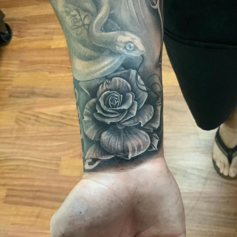 Z TATTOO STREET on Instagram Cover up rose tattoo Artist Kabir     rosetattoo tattoo rose tattoos ink tattooartist inked  blackandgreytattoo art