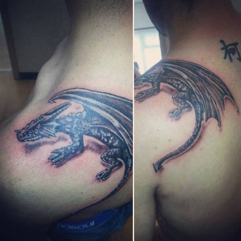 Dragon Shoulder Tattoos for Women 1