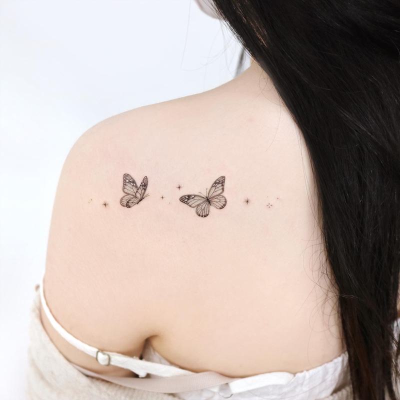 Pretty Shoulder Tattoos 2