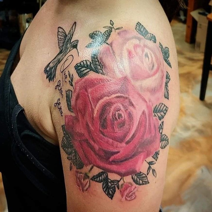 Rose Shoulder Tattoos Female 4