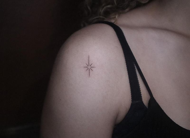 Star Shoulder Tattoos for Females 3